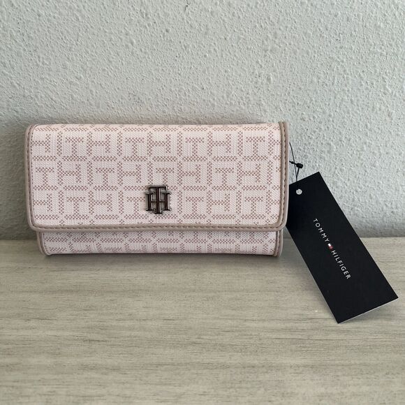 Tommy Hilfiger 69j2230 680 Women Trifold Logo Checkbook Wallet Clutch Blush Pink - Picture 1 of 6